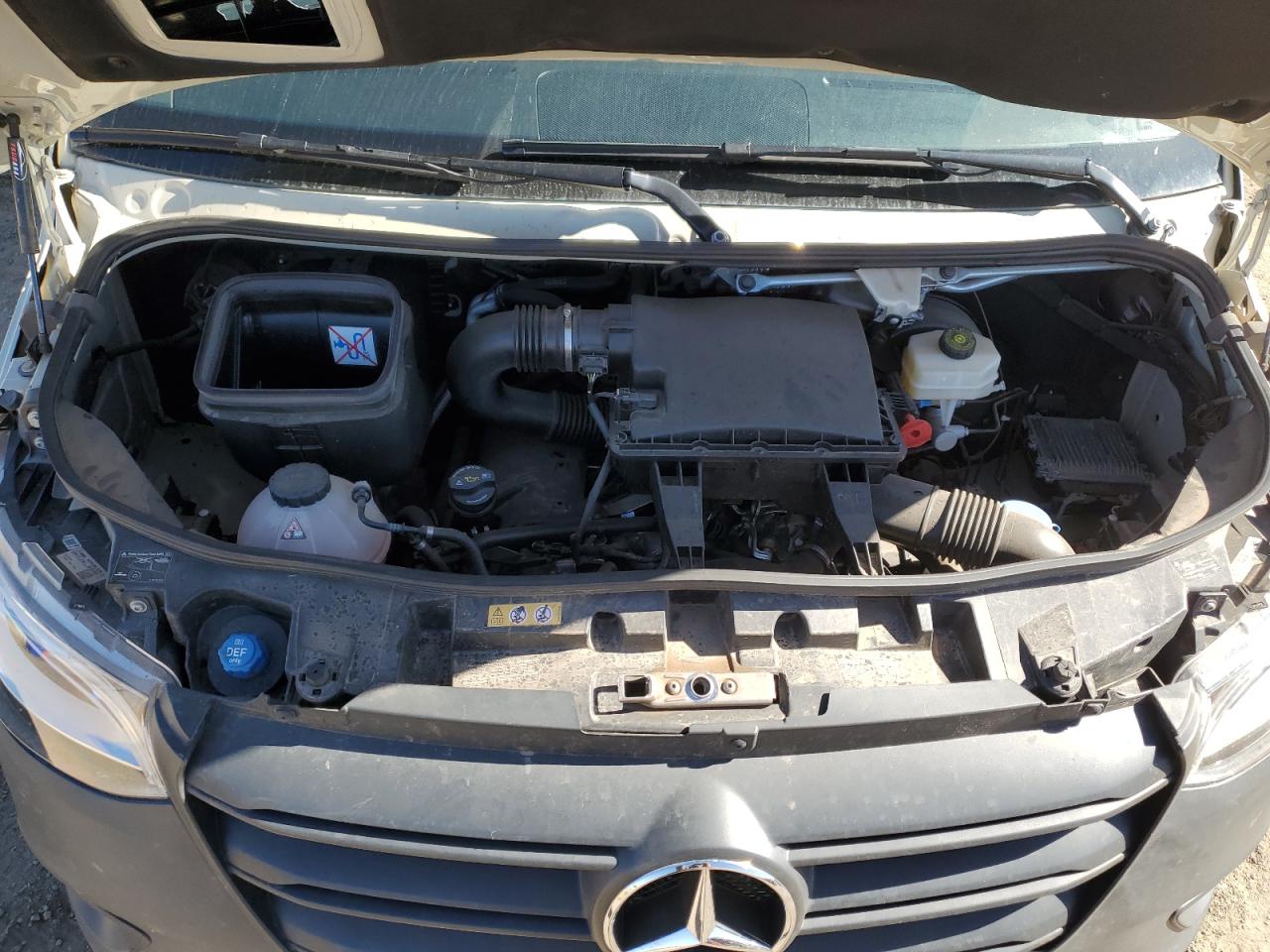 Mercedes-Benz Sprinter 2500 Image 4