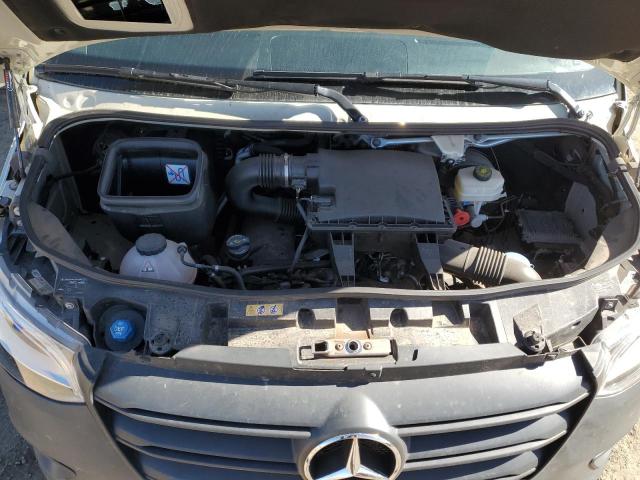 Mercedes-Benz Sprinter 2500 Image 4