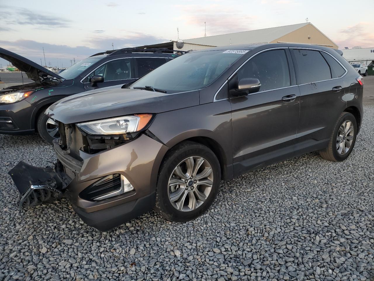 Ford Edge Titanium Image 1