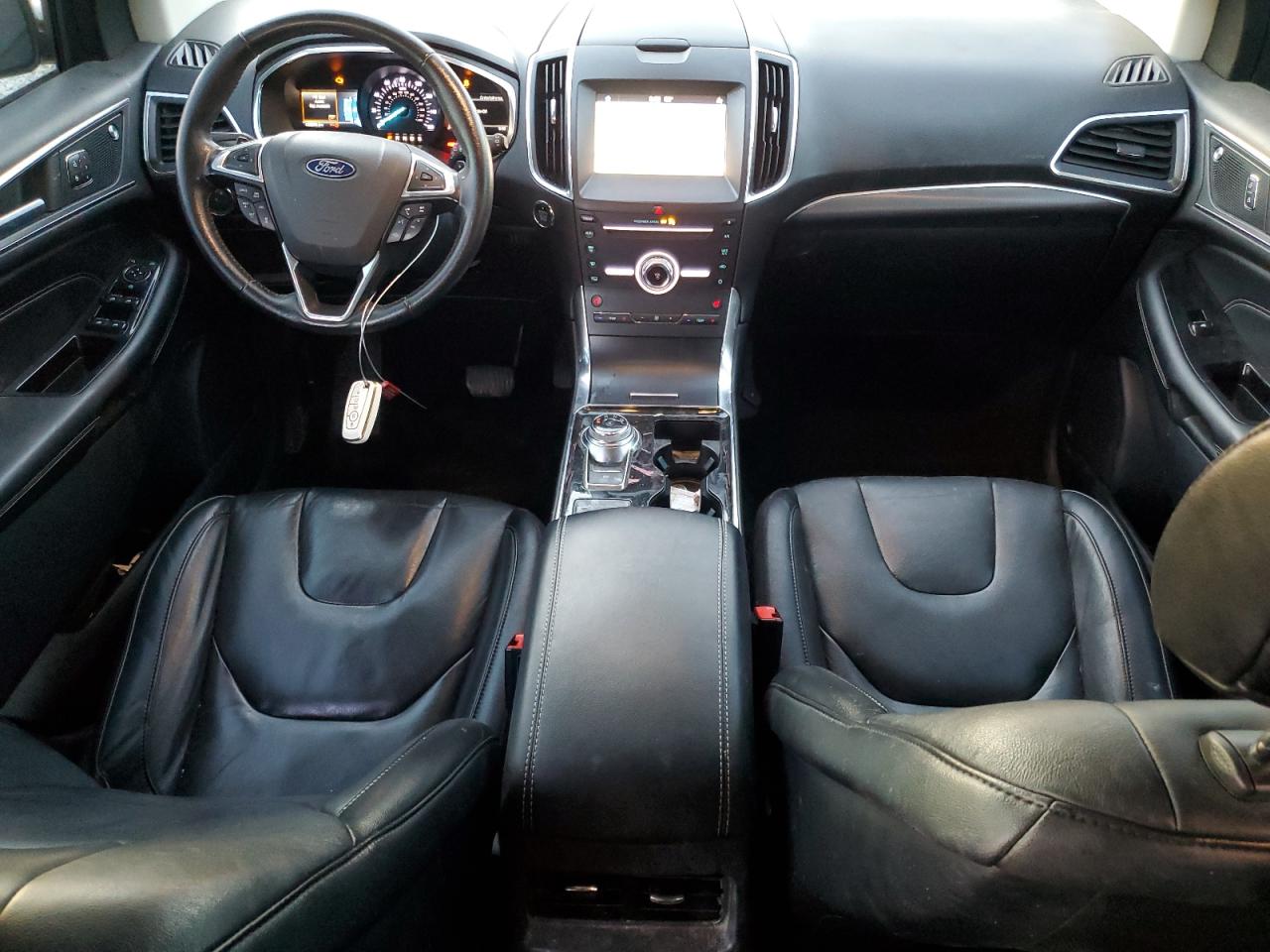 Ford Edge Titanium Image 11