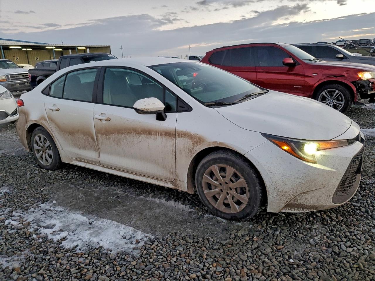 Toyota Corolla Le Image 12