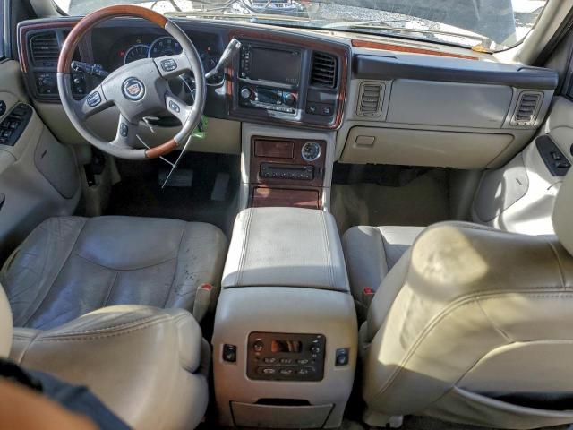 Cadillac Escalade Luxury Image 6