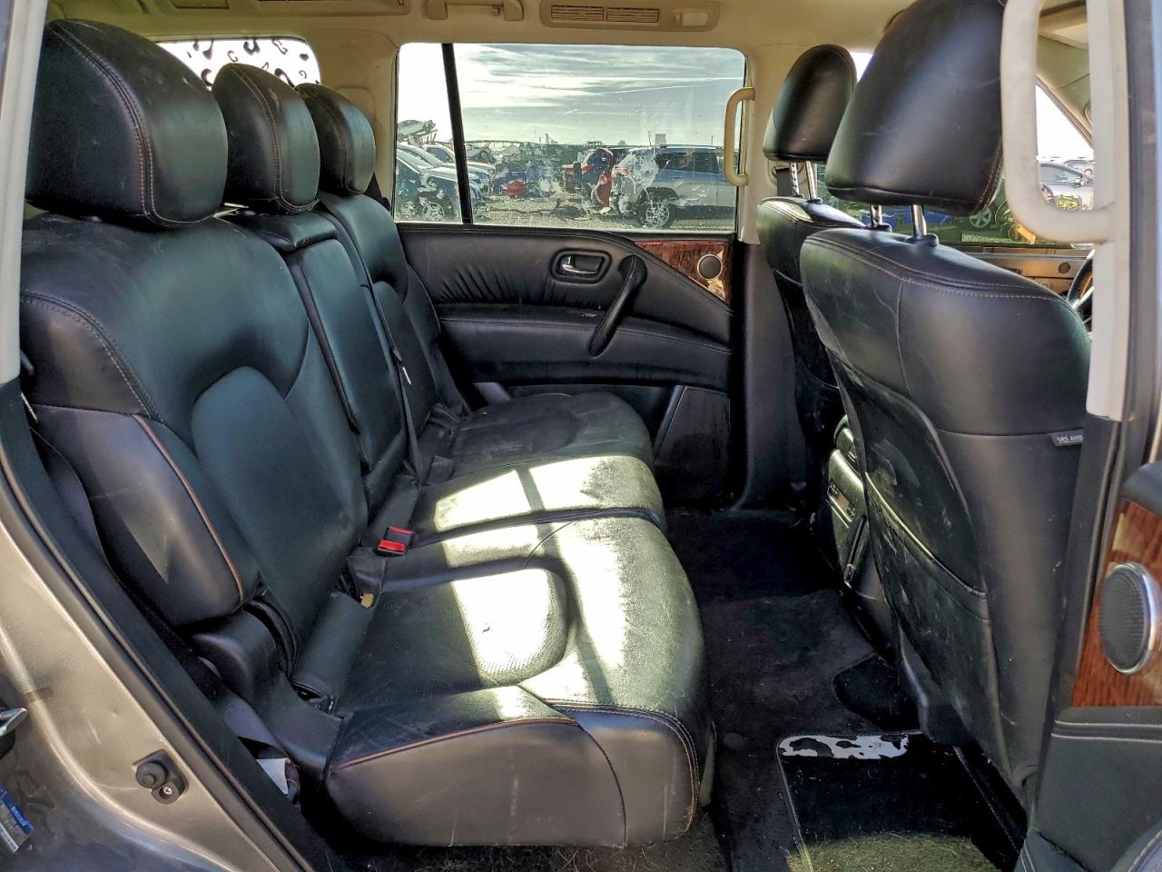 Nissan Armada Sv Image 10