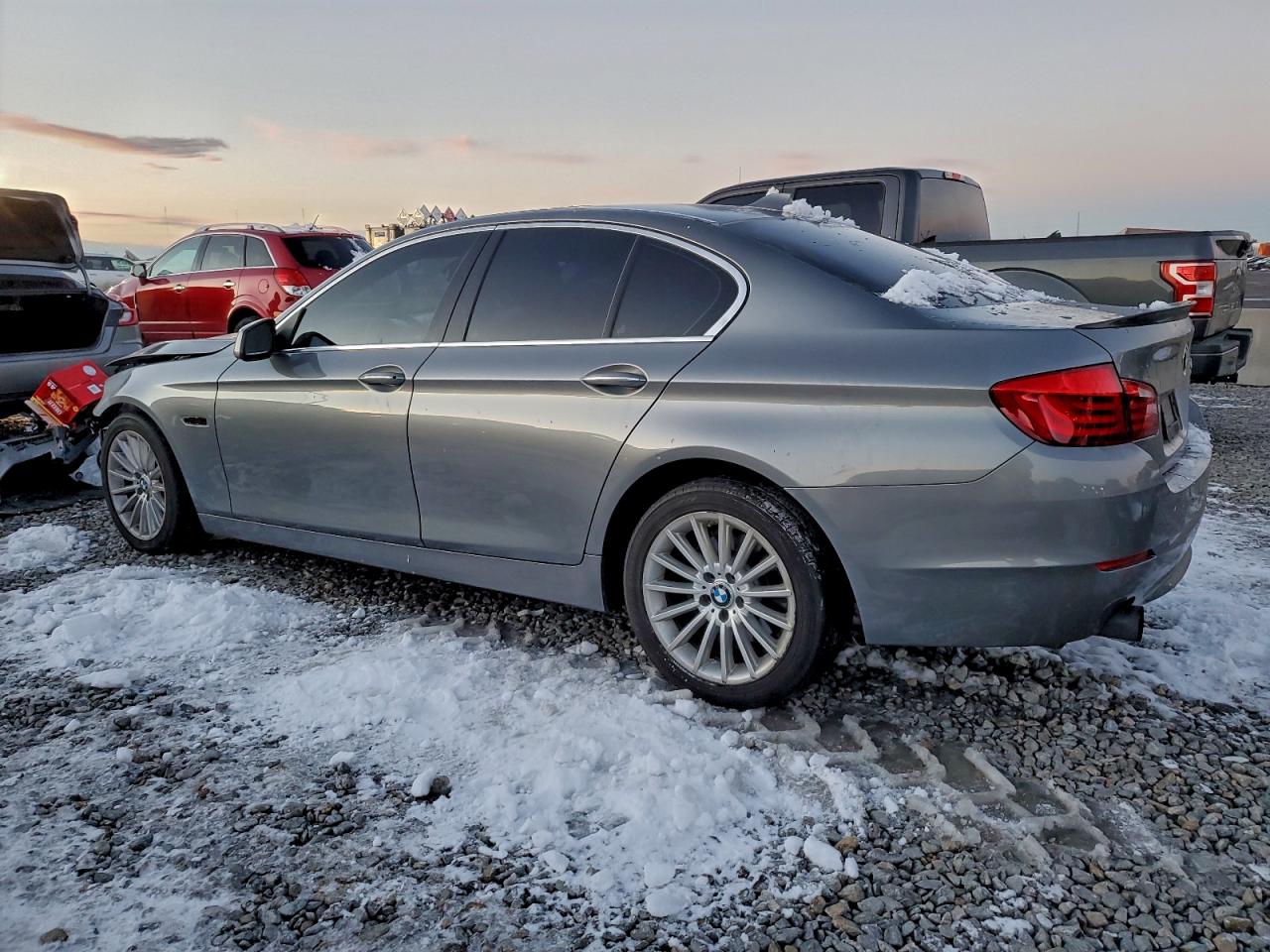 BMW 5 Series Xi Image 2