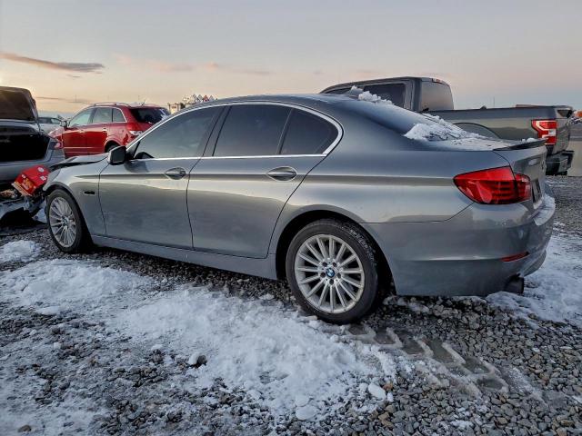BMW 5 Series Xi Image 2