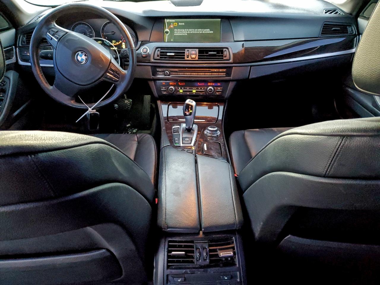 BMW 5 Series Xi Image 9