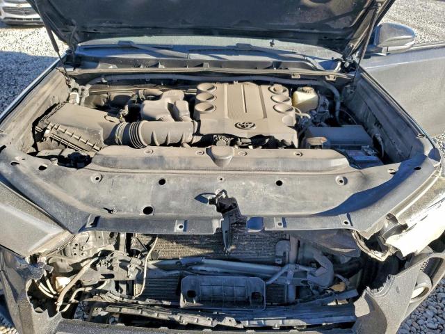 Toyota 4Runner Sr5/sr5 Premium Image 11