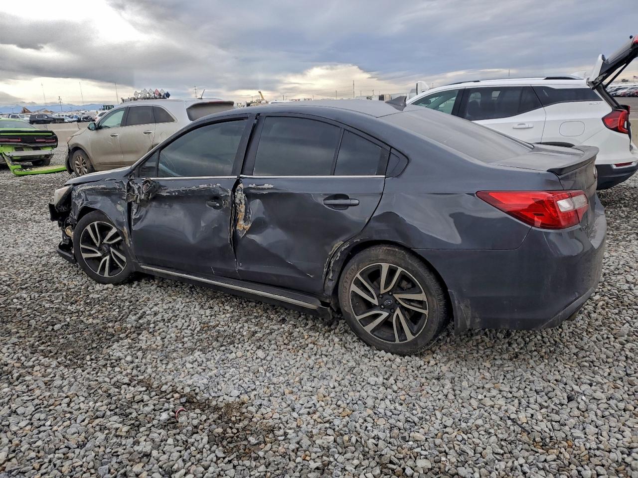 Subaru Legacy Sport Image 6