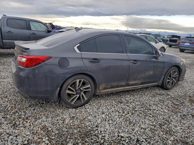 Subaru Legacy Sport Image 3