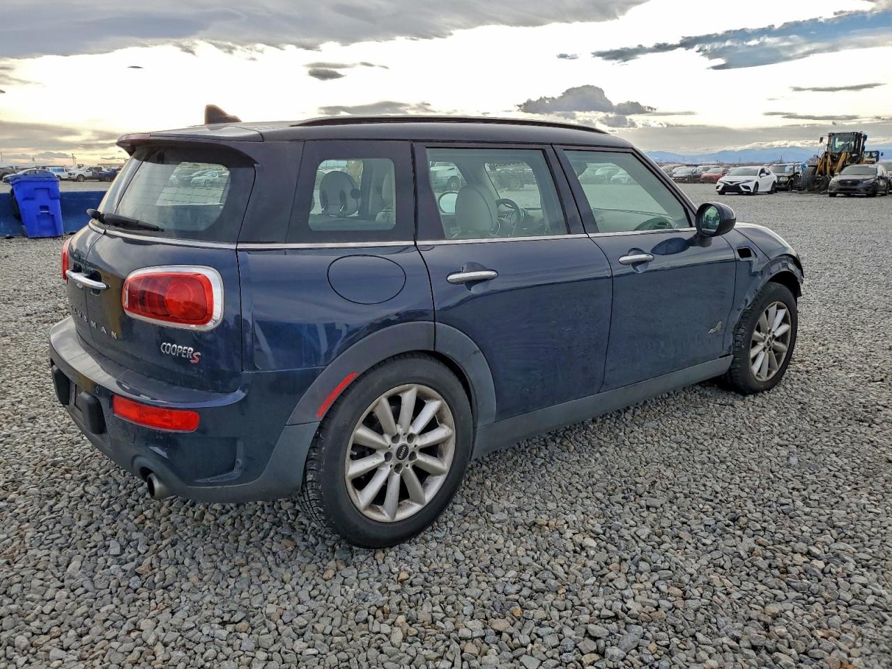 MINI Cooper S Clubman All4 Image 2