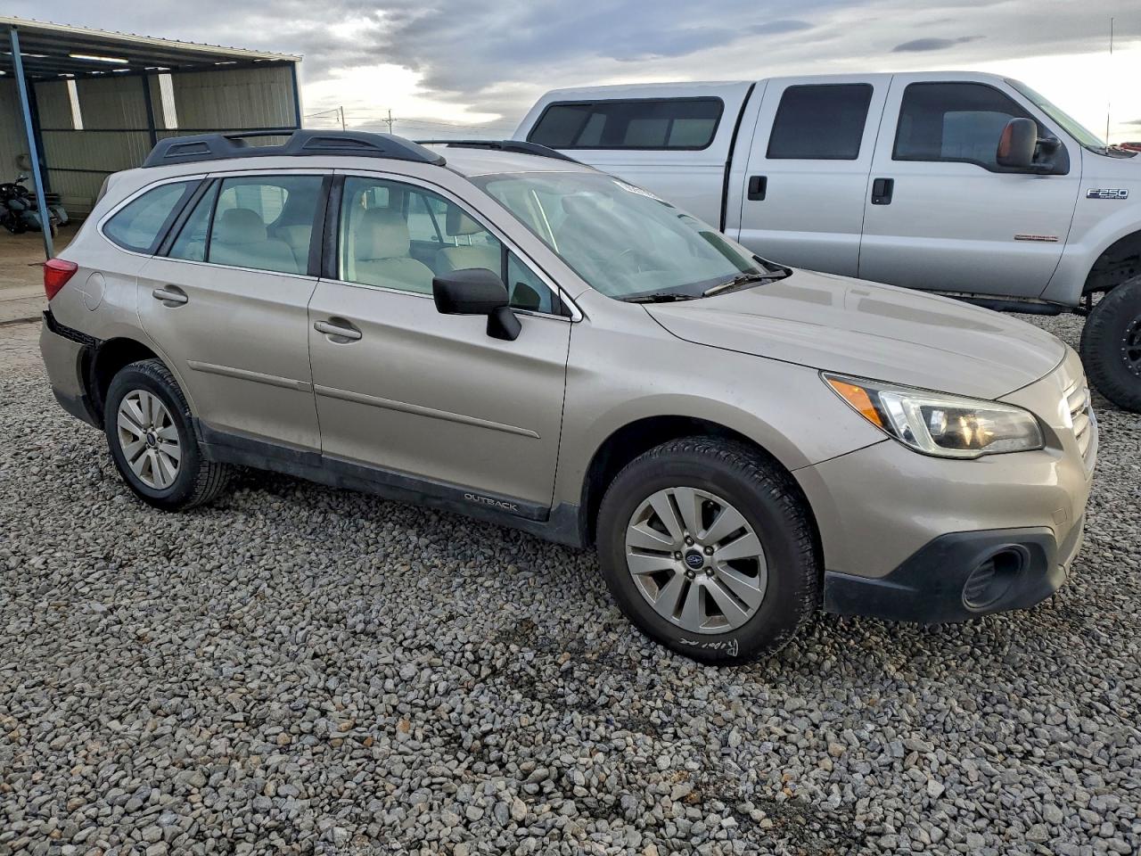 Subaru Outback 2.5i Image 5