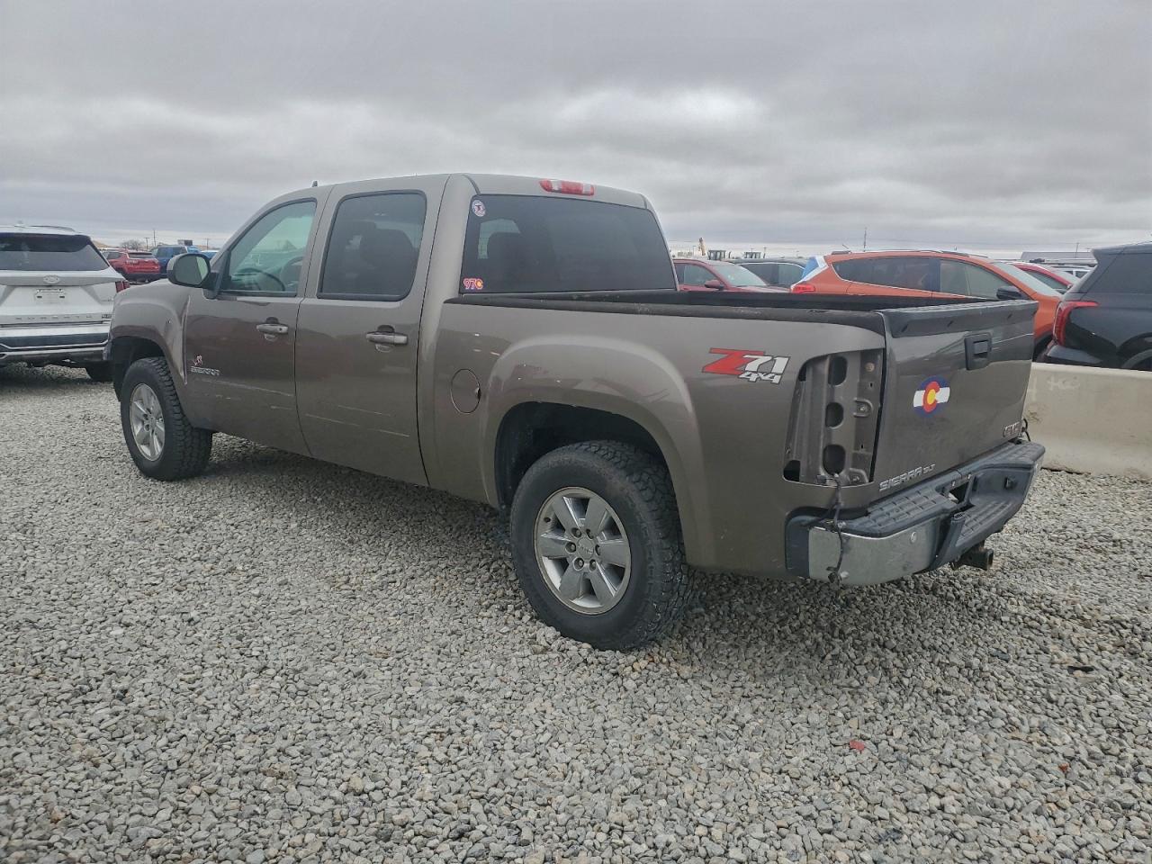 GMC Sierra K1500 Slt Image 6