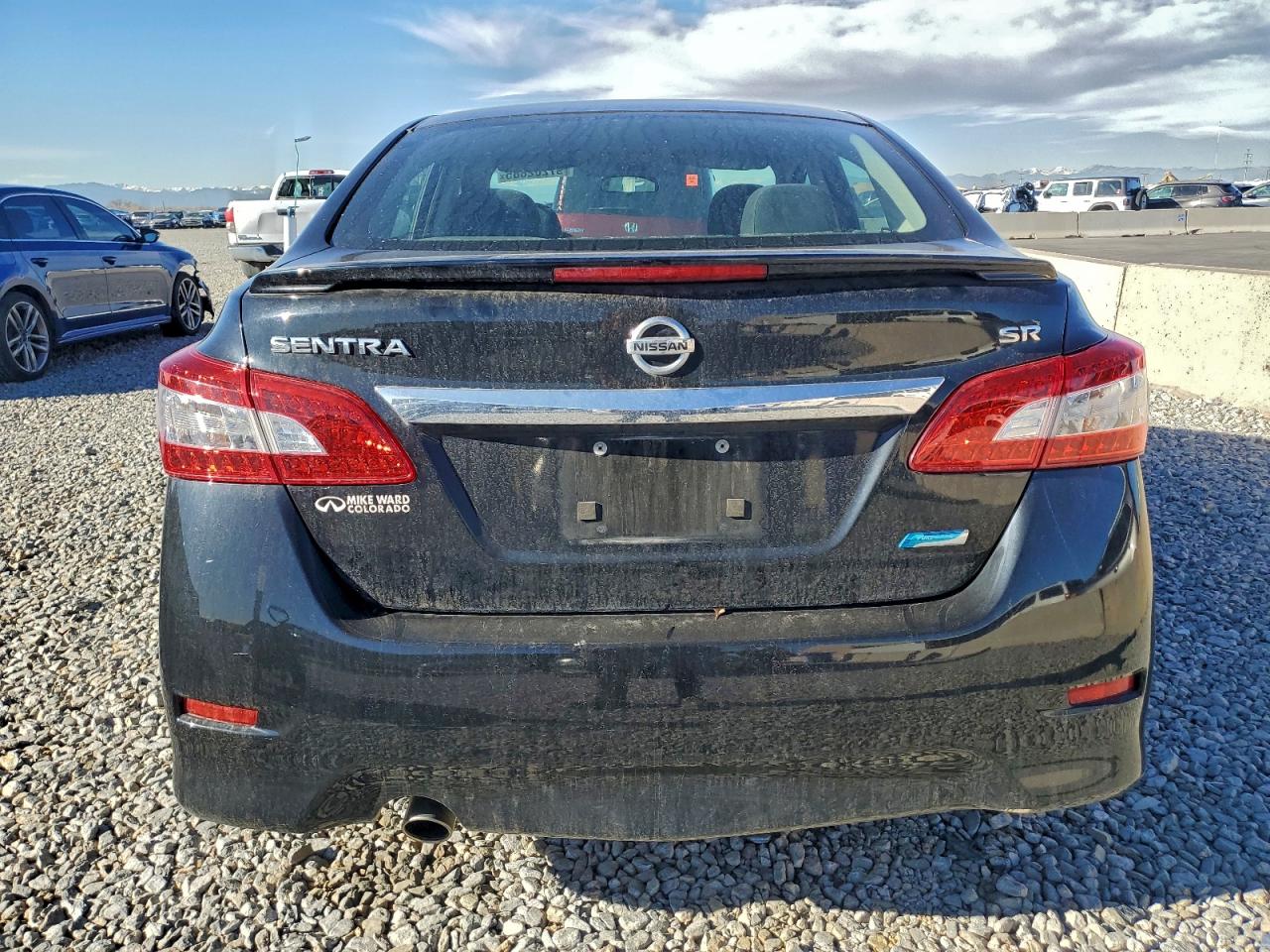 Nissan Sentra S Image 3