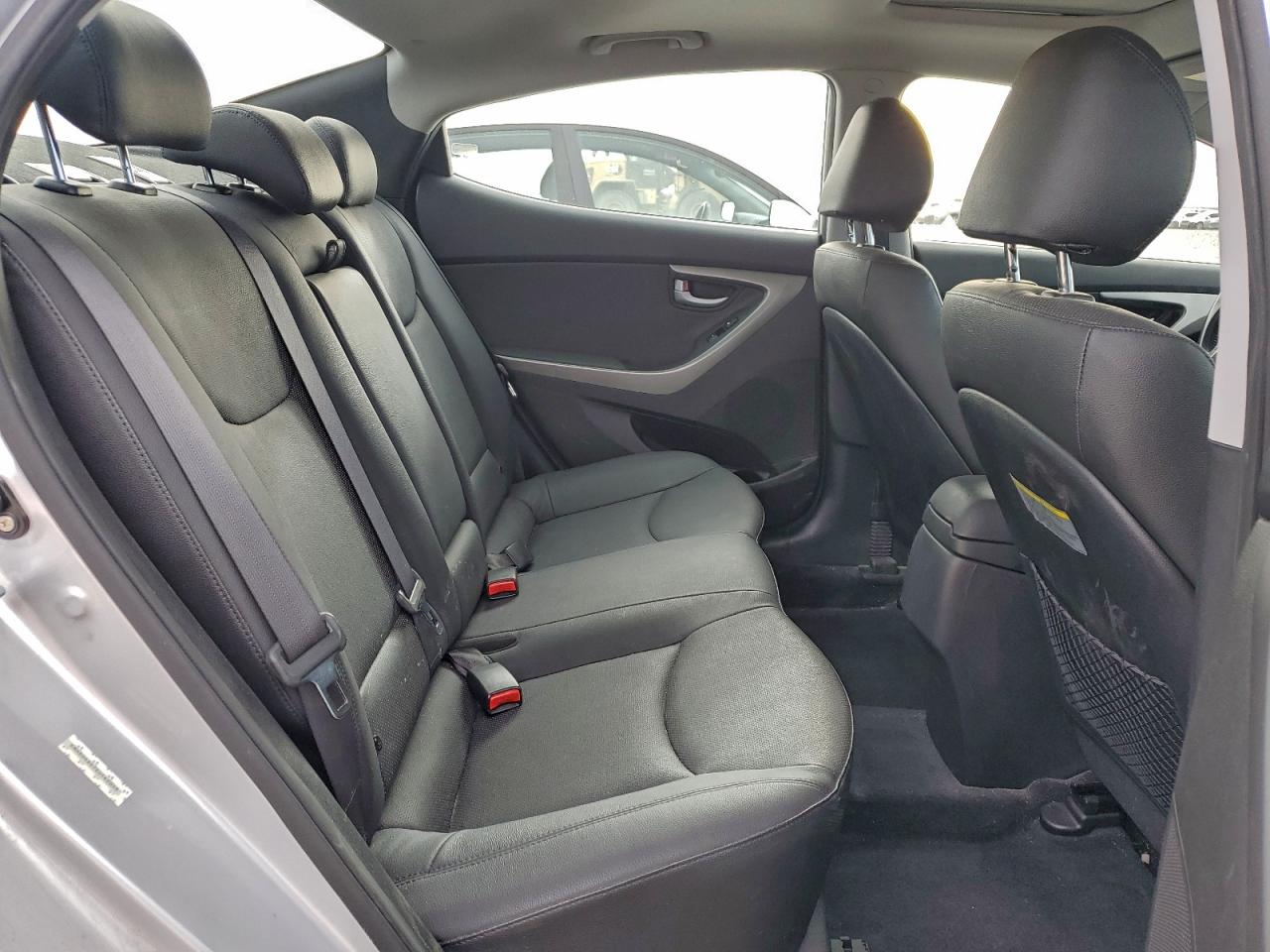 Hyundai ELANTRA Se Image 10