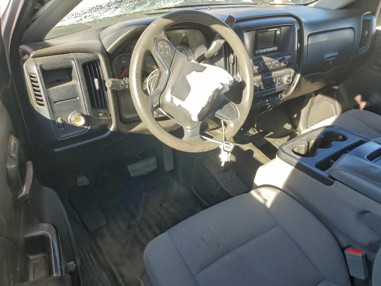 Chevrolet Silverado K1500 Image 4