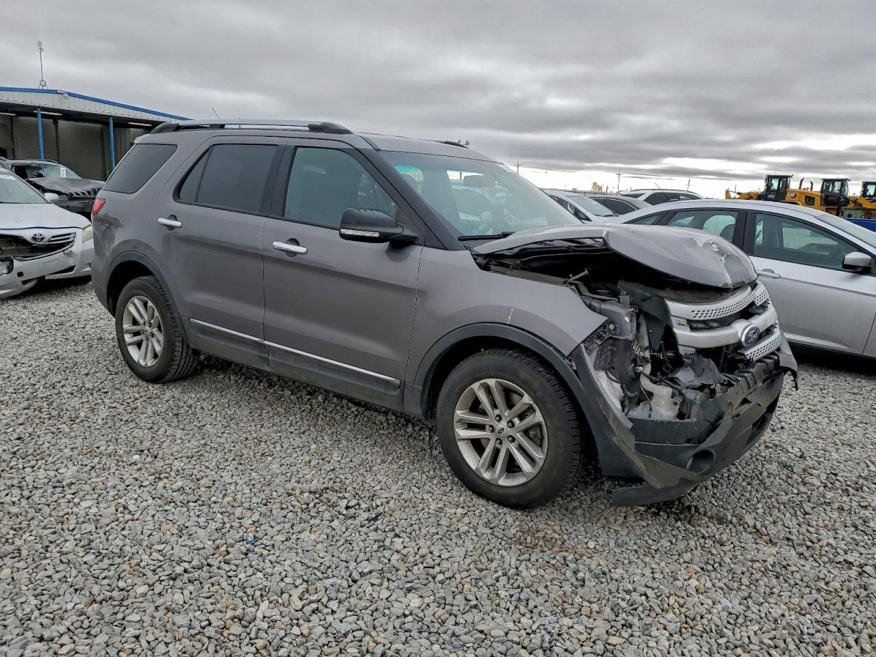 Ford Explorer Xlt Image 6