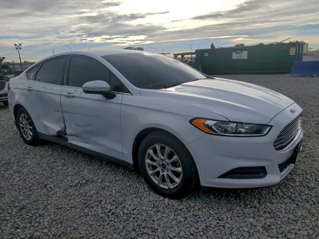 Ford Fusion S Image 3