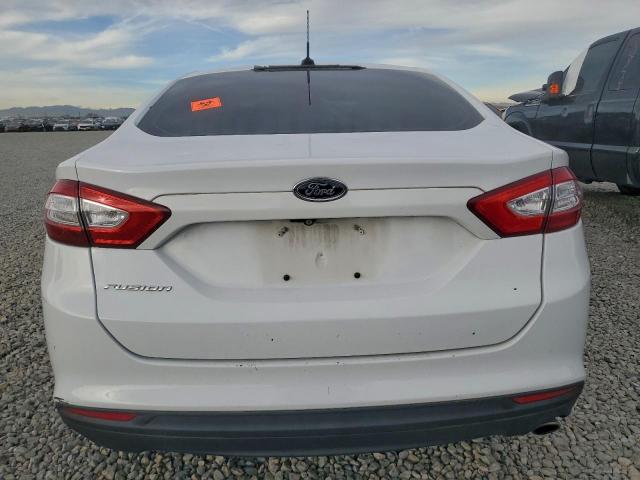 Ford Fusion S Image 11
