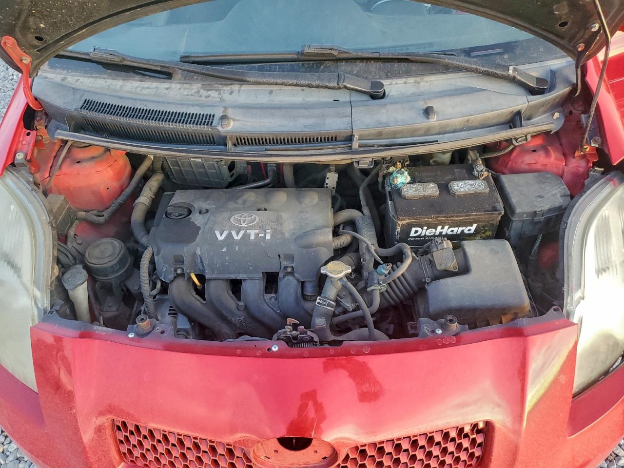 Toyota Yaris Image 6