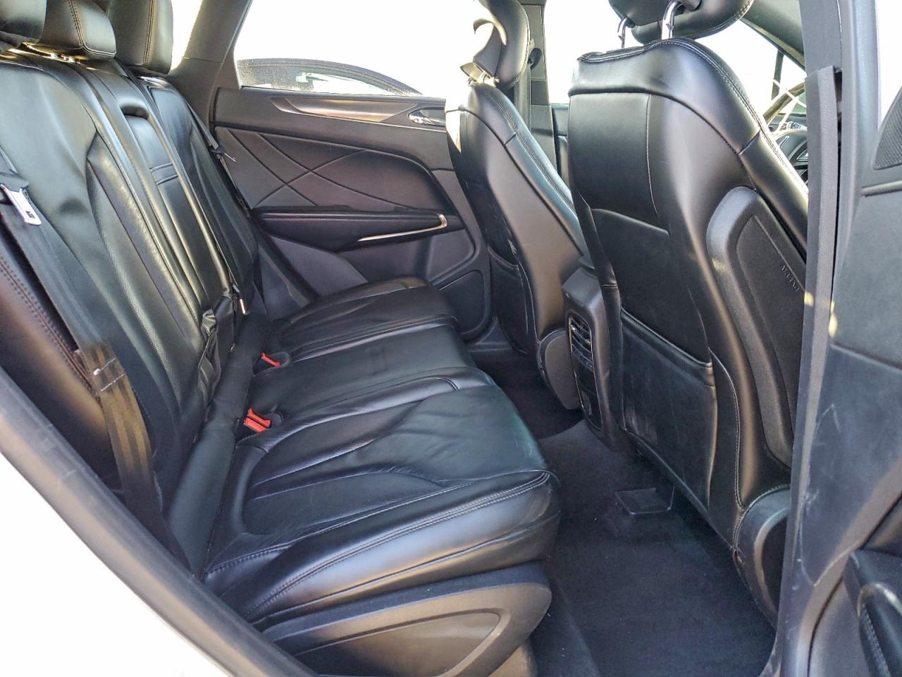 Lincoln MKZ Image 13