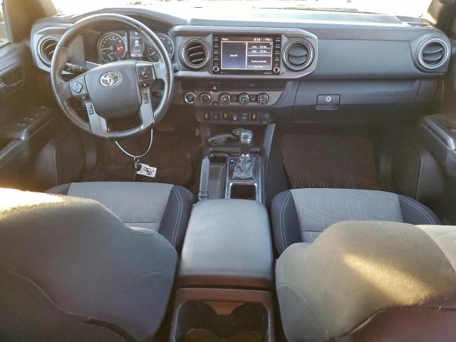 Toyota Tacoma Double Cab Image 11