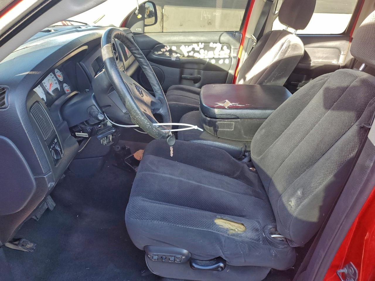 Dodge Ram 1500 Image 8