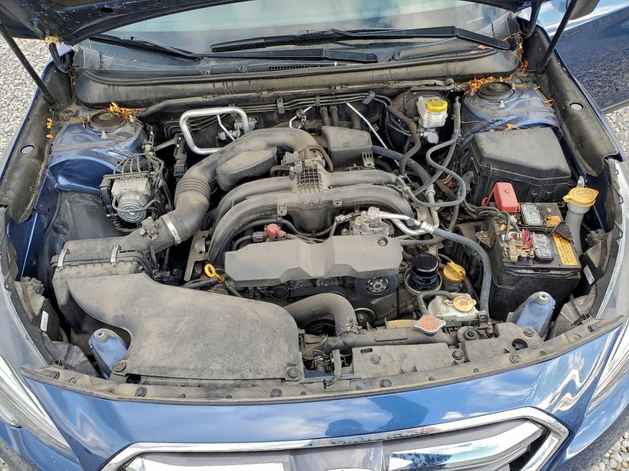 Subaru Outback 2.5i Limited Image 2