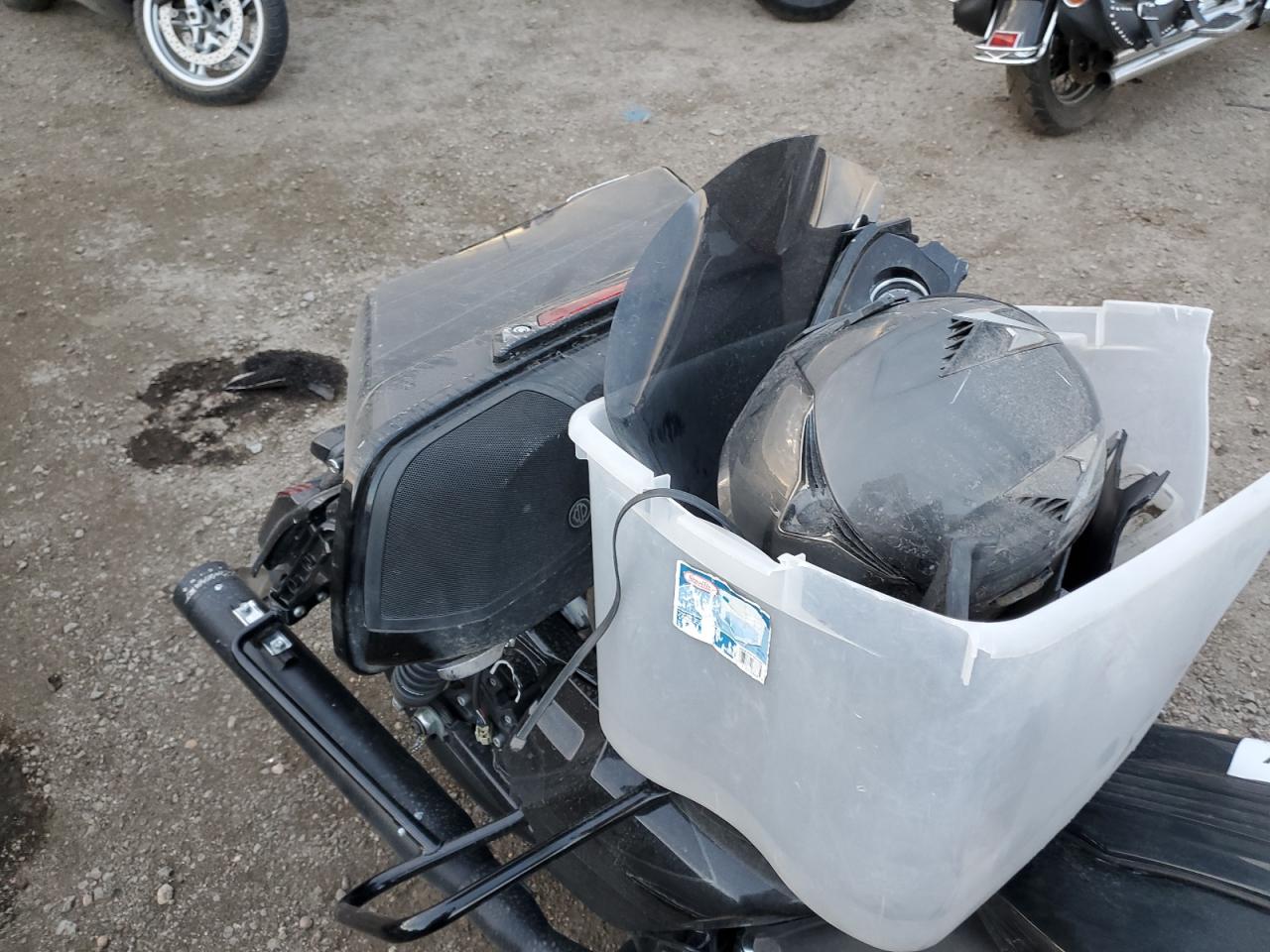 Harley-Davidson Fl Cvo Street Glide Image 6