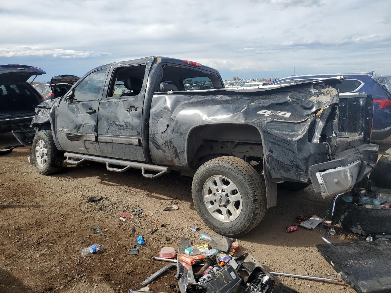 Chevrolet Silverado K2500 Heavy Duty Ltz Image 4