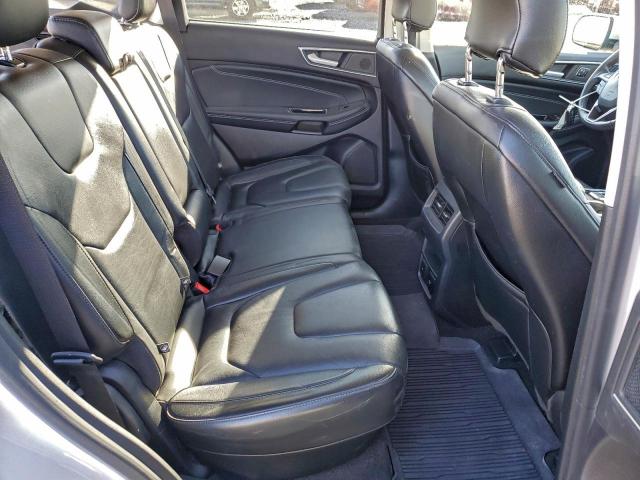 Ford Edge Titanium Image 9