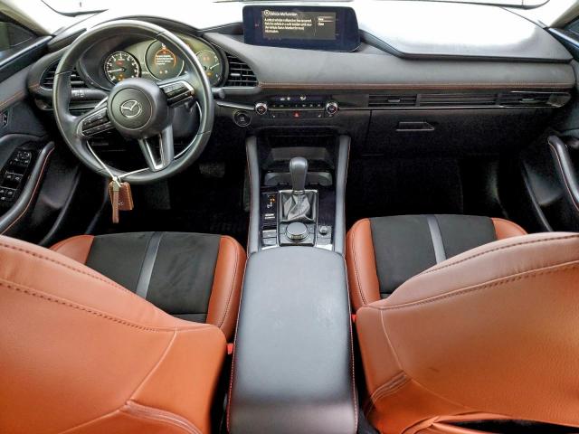 Mazda 3 Carbon T Carbon Turbo Image 11