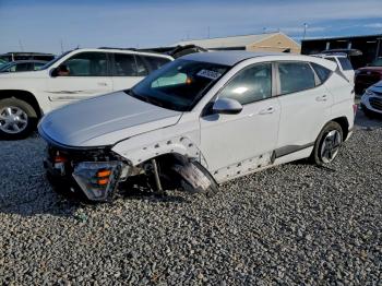  Salvage Hyundai KONA