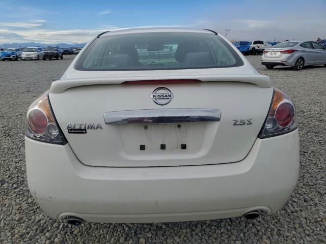 Nissan Altima Base Image 3