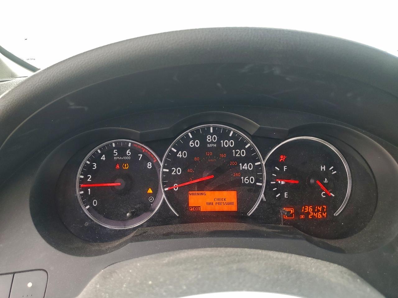 Nissan Altima Base Image 10