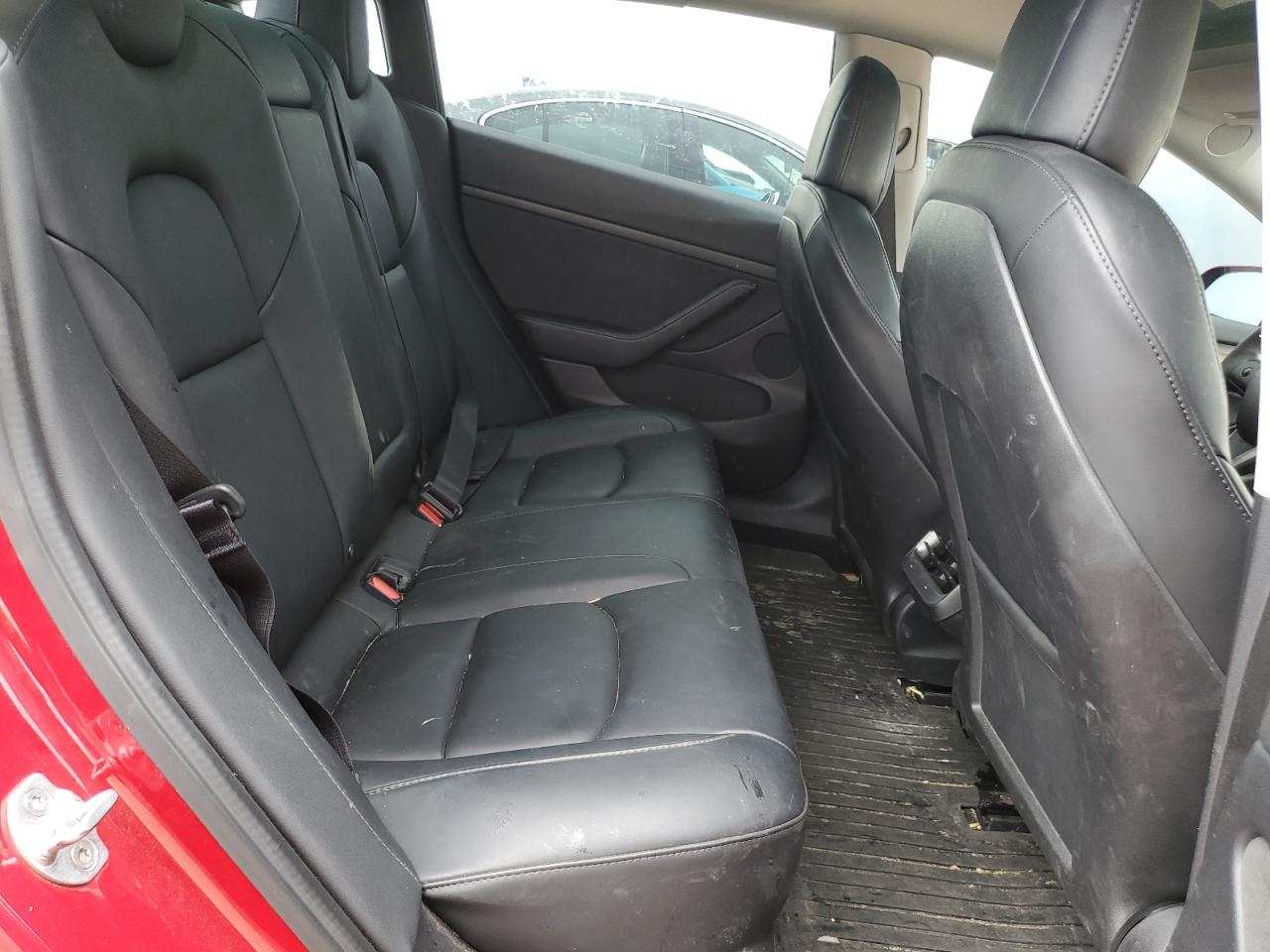 Tesla Model 3 Image 2