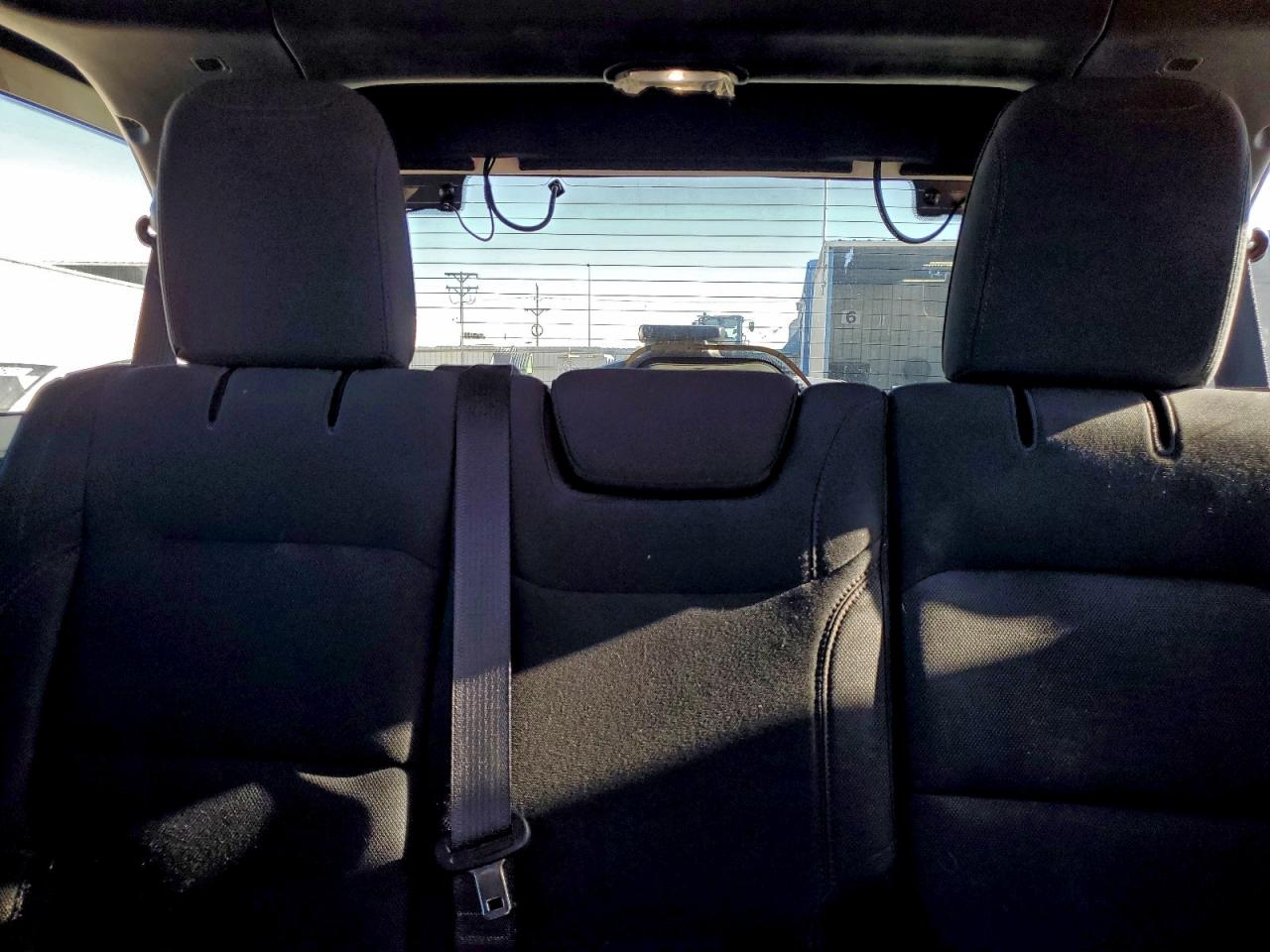 Jeep Wrangler Sport Image 12