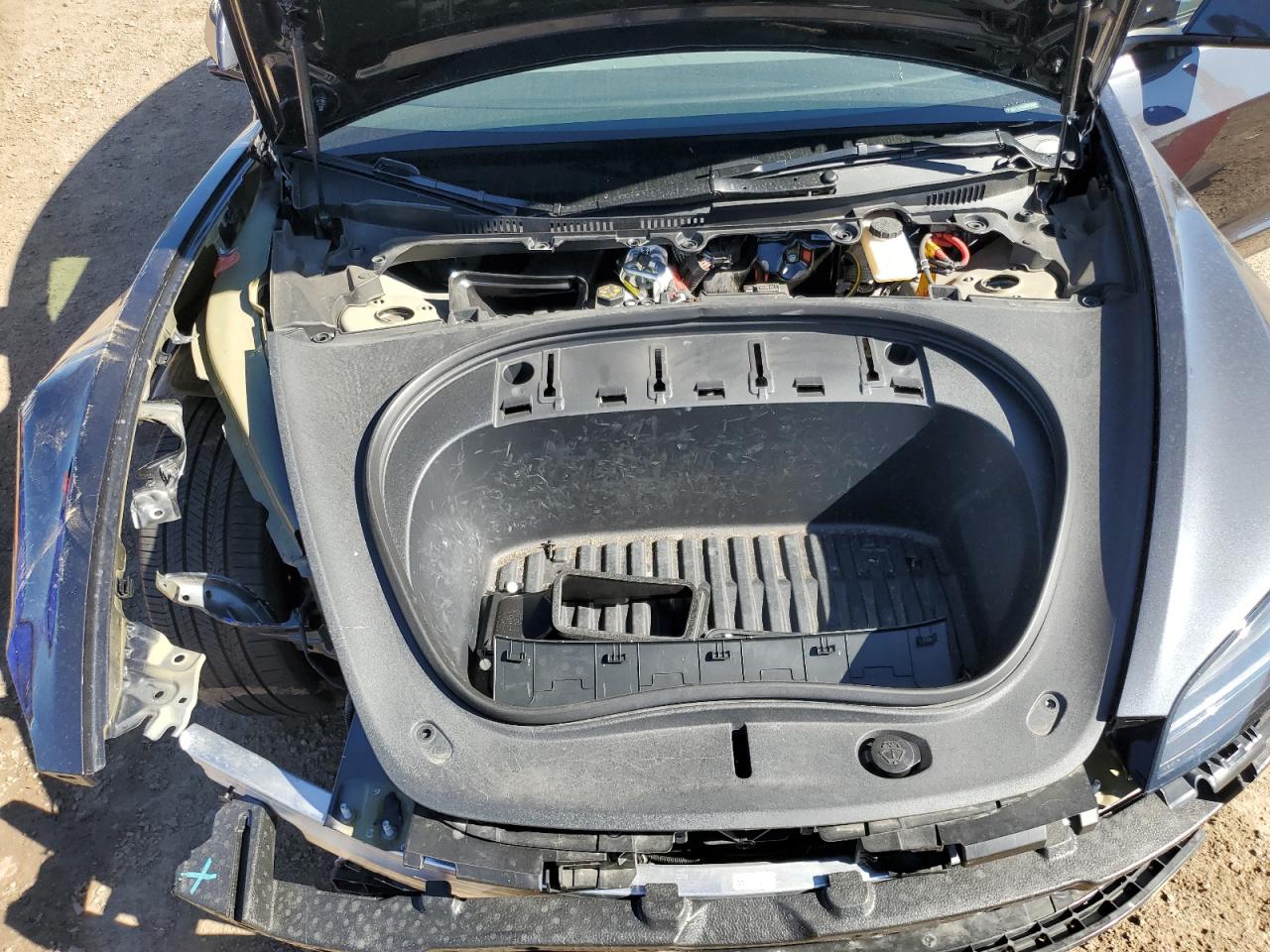 Tesla Model 3 Image 6