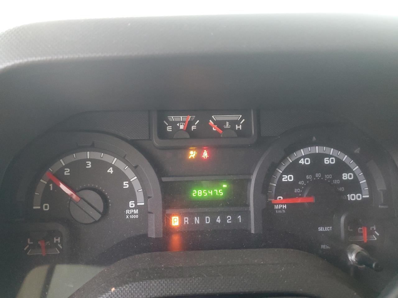 Frrv 22 E450 Super Duty Cutaway Van Image 3