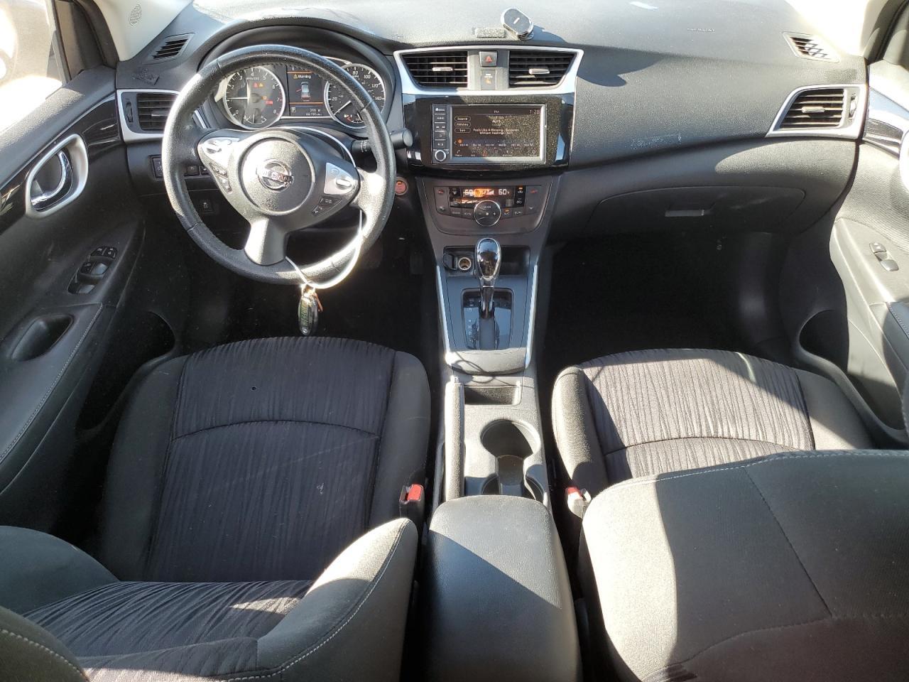 Nissan Sentra S Image 9