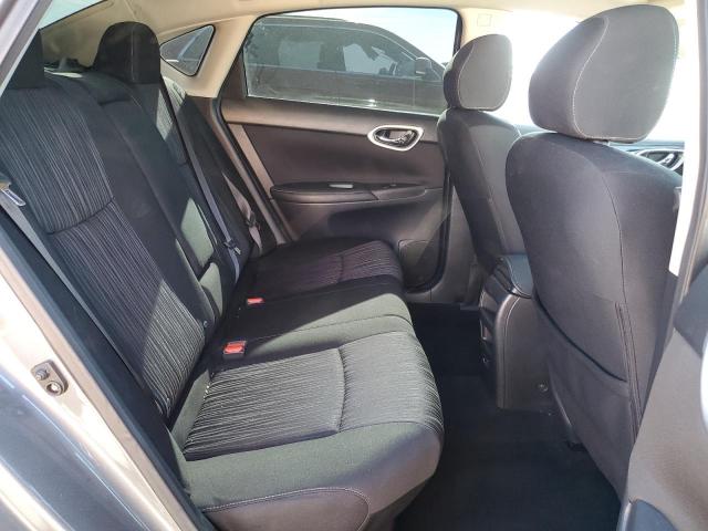 Nissan Sentra S Image 8