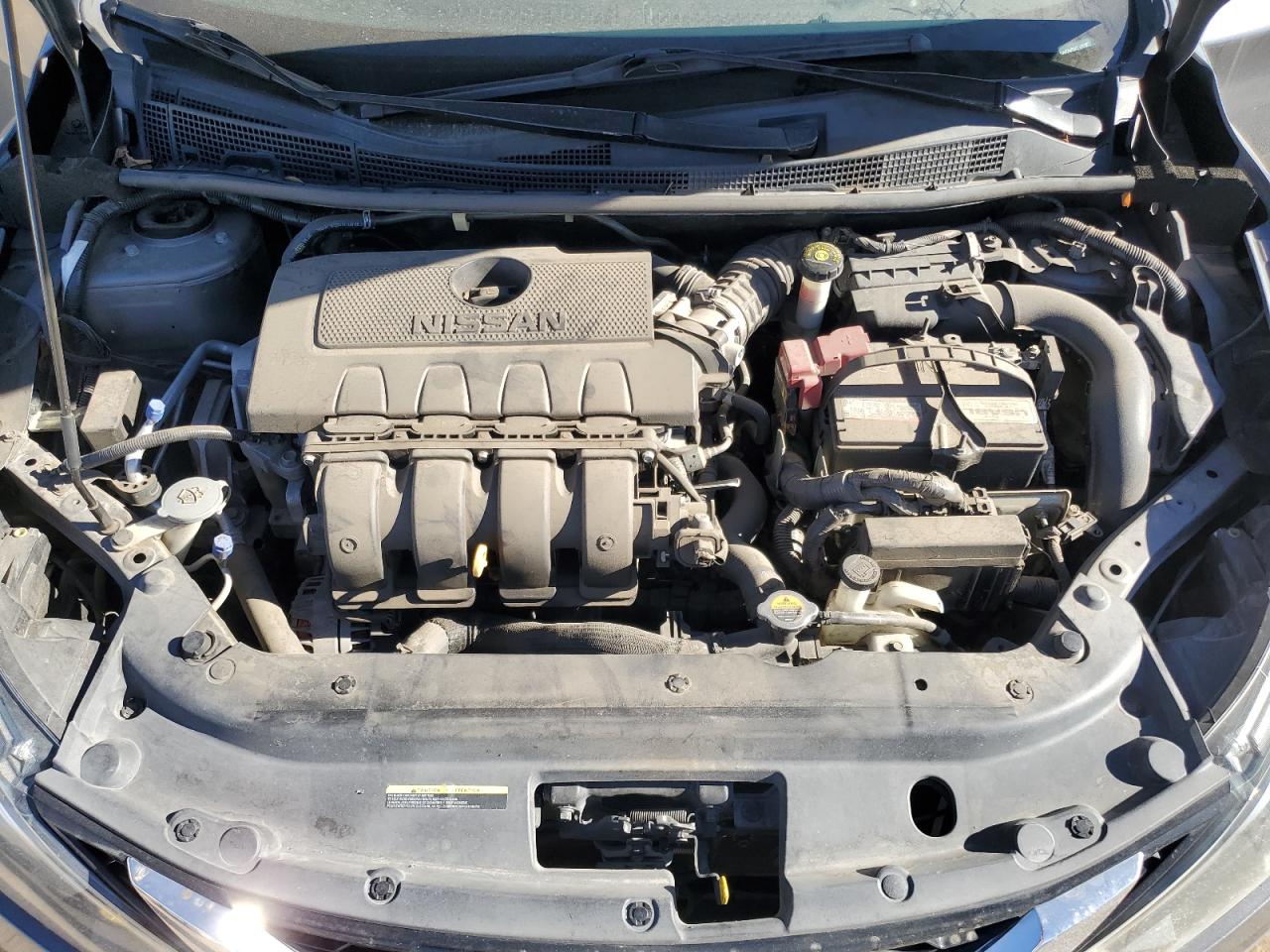 Nissan Sentra S Image 2