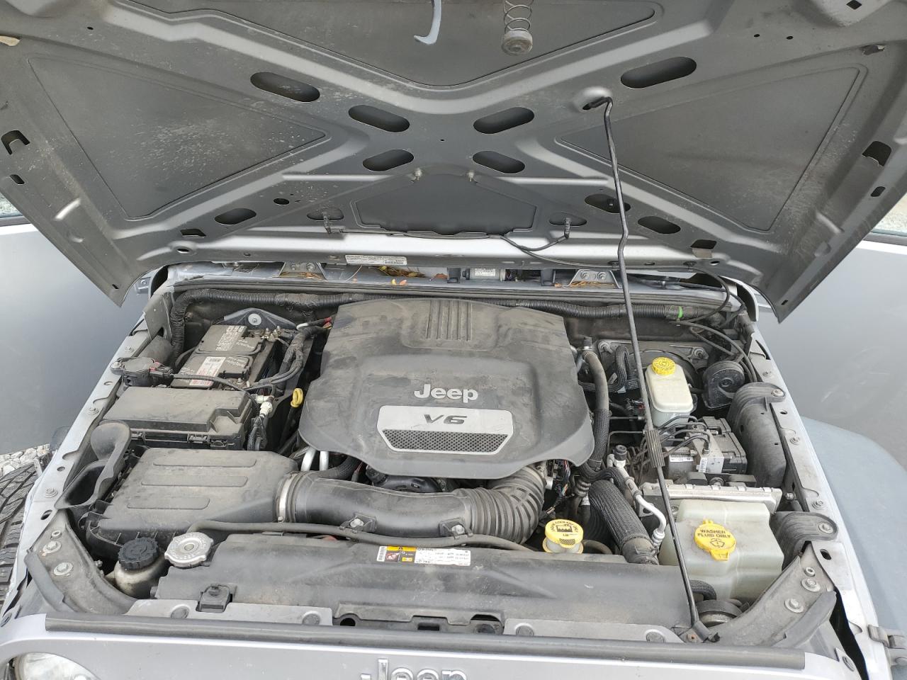 Jeep Wrangler Sport Image 3