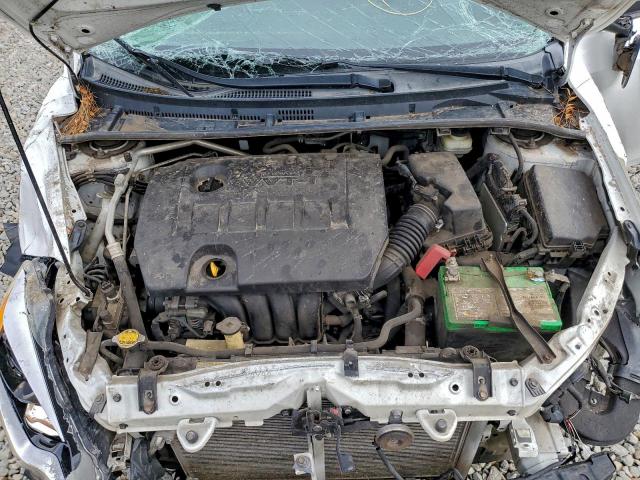 Toyota Corolla L Image 9