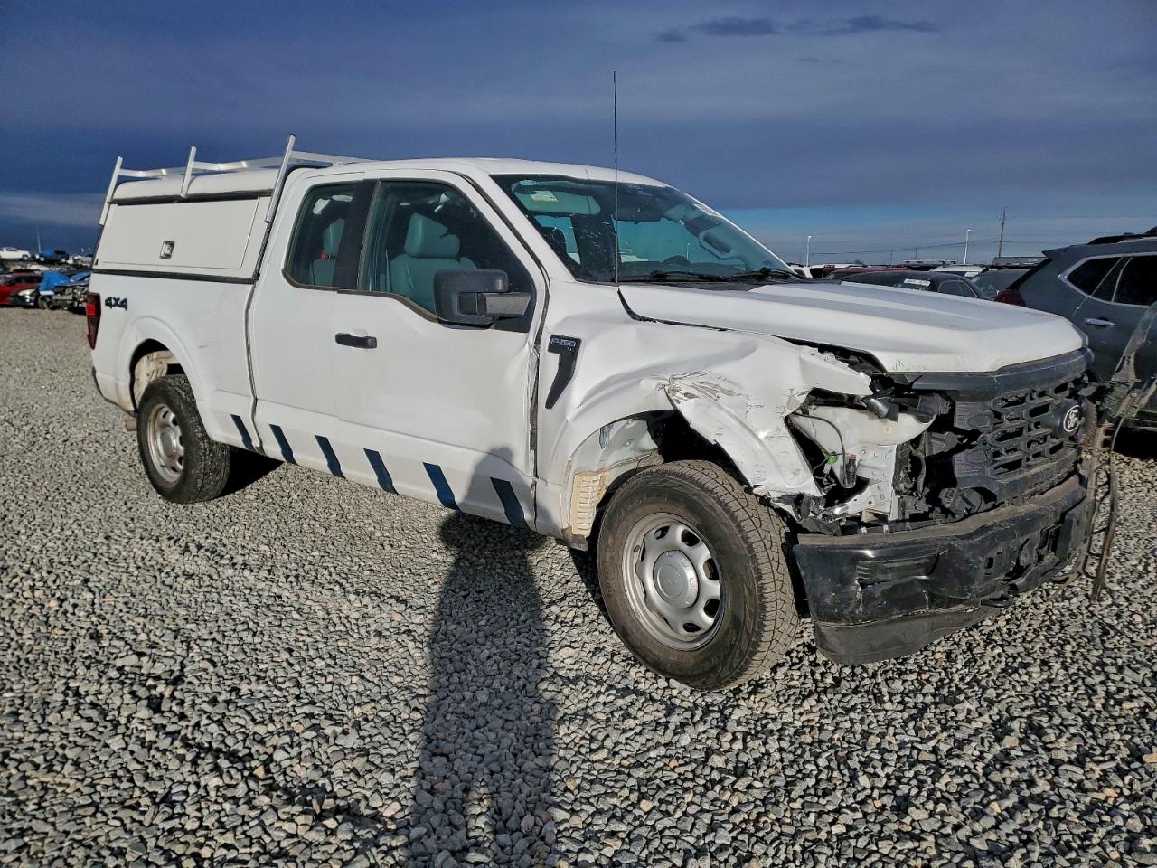 Ford F-150 Xl Image 9