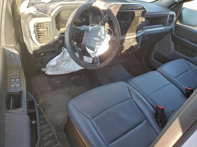 Ford F-150 Xl Image 8