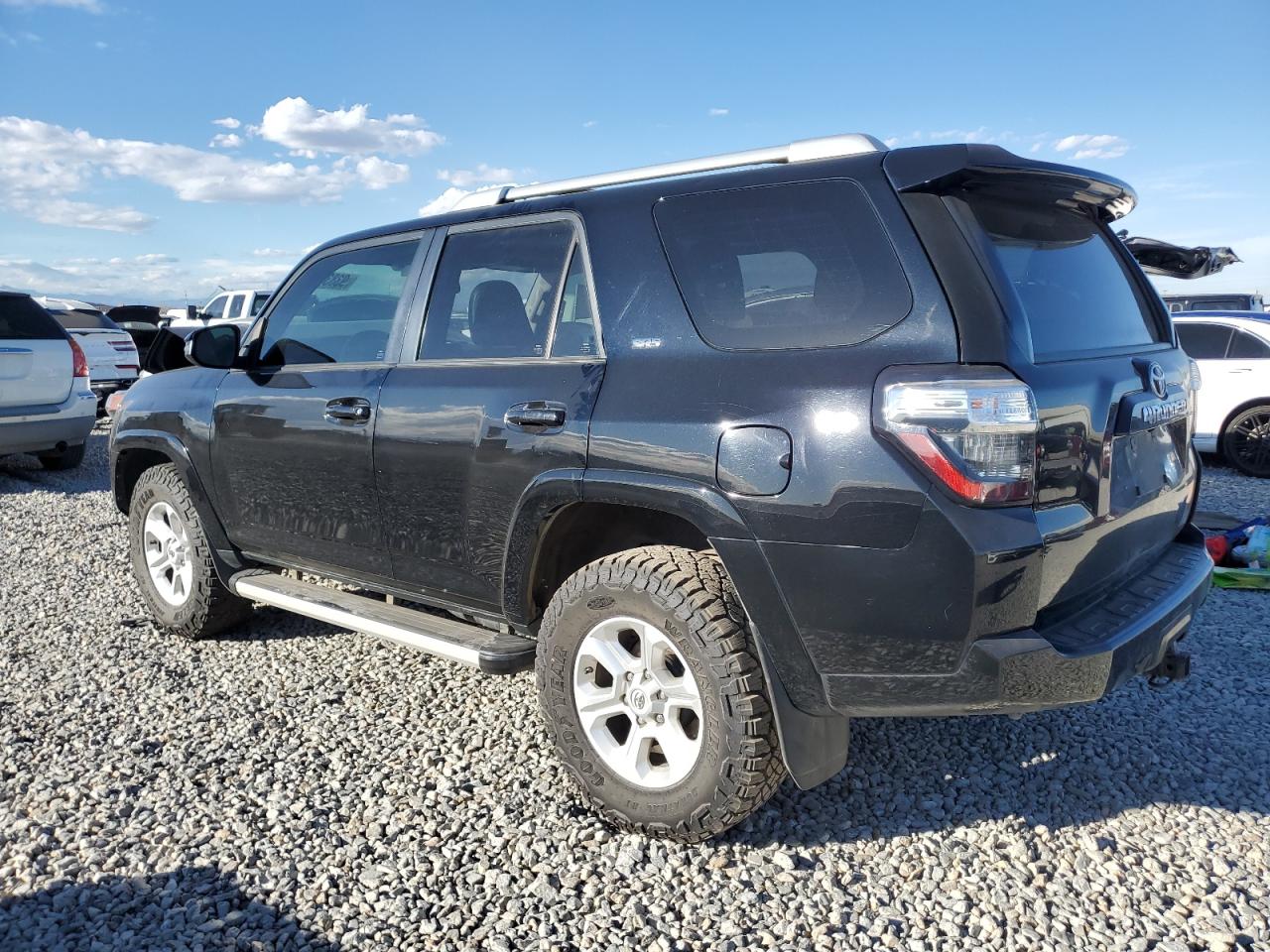 Toyota 4Runner Sr5/sr5 Premium Image 2