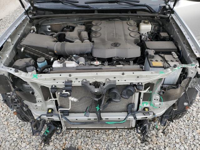 Toyota 4Runner Se Image 12