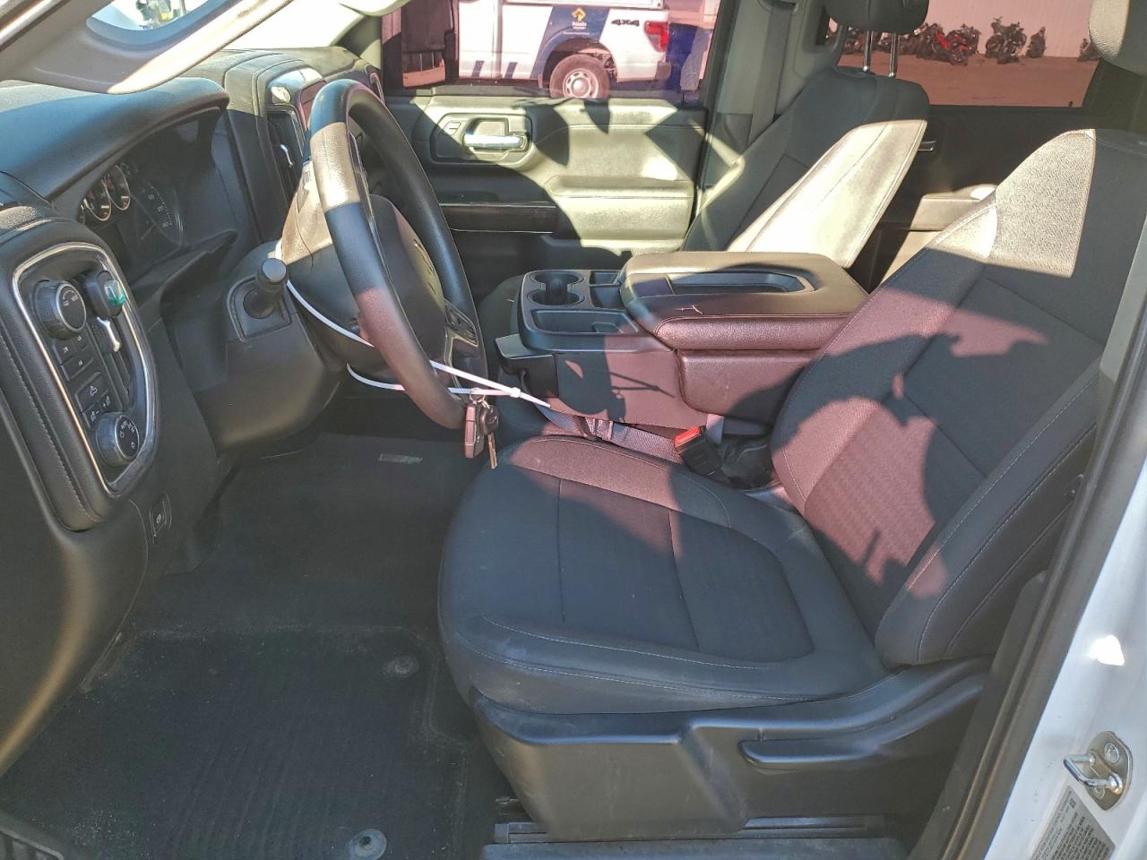 Chevrolet Silverado K2500 Heavy Duty Lt Image 6