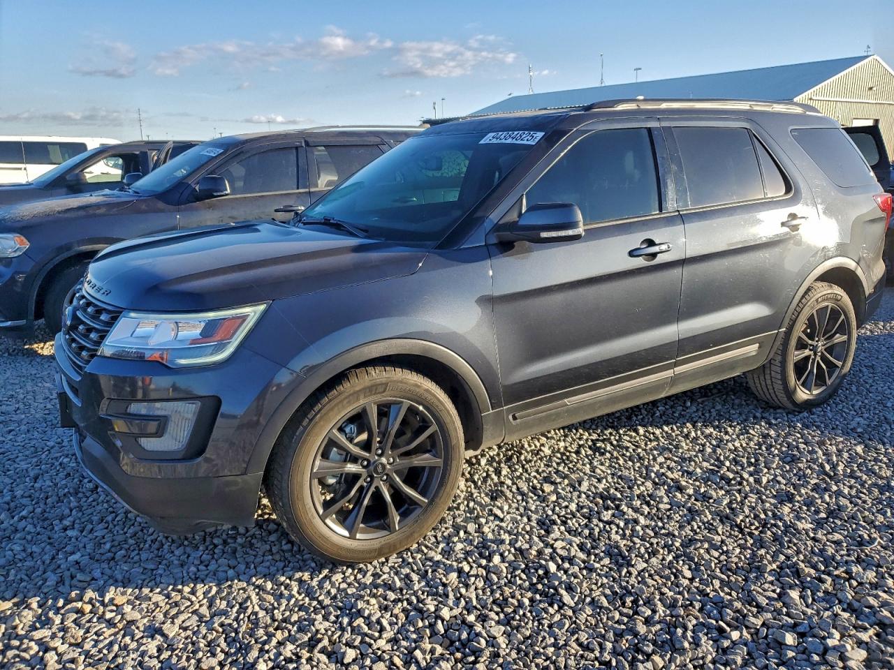 Ford Explorer Xlt Image 1