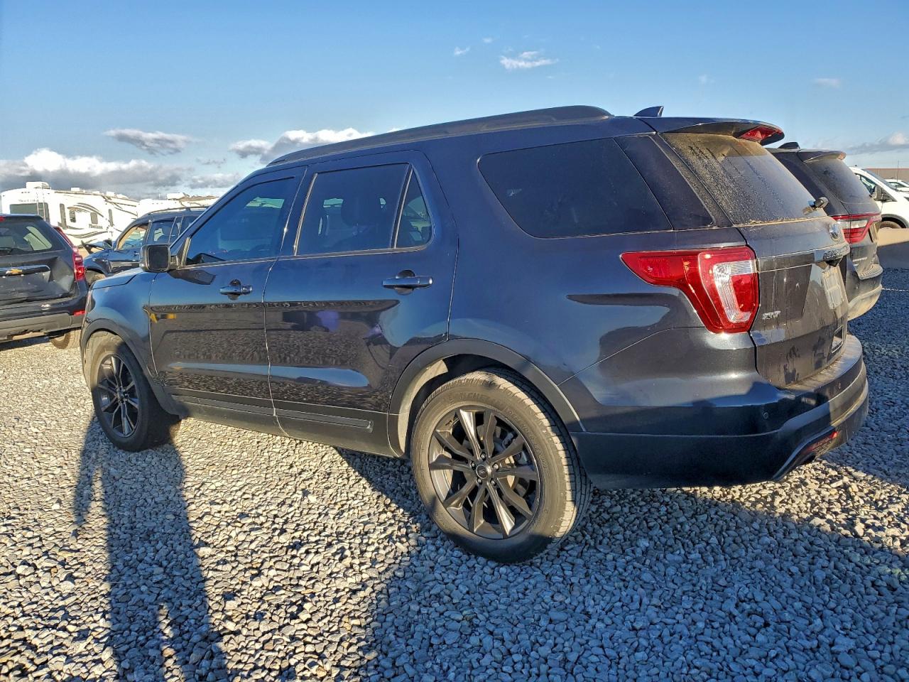 Ford Explorer Xlt Image 7